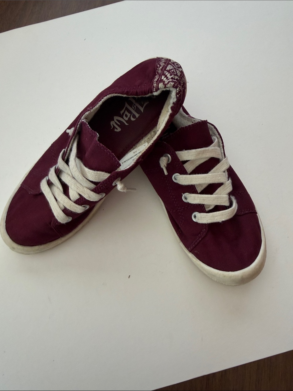 Women’s Burgundy Canvas Lace-Up Sneakers